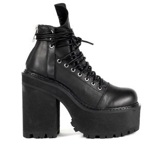 UNIF Thrash Boots